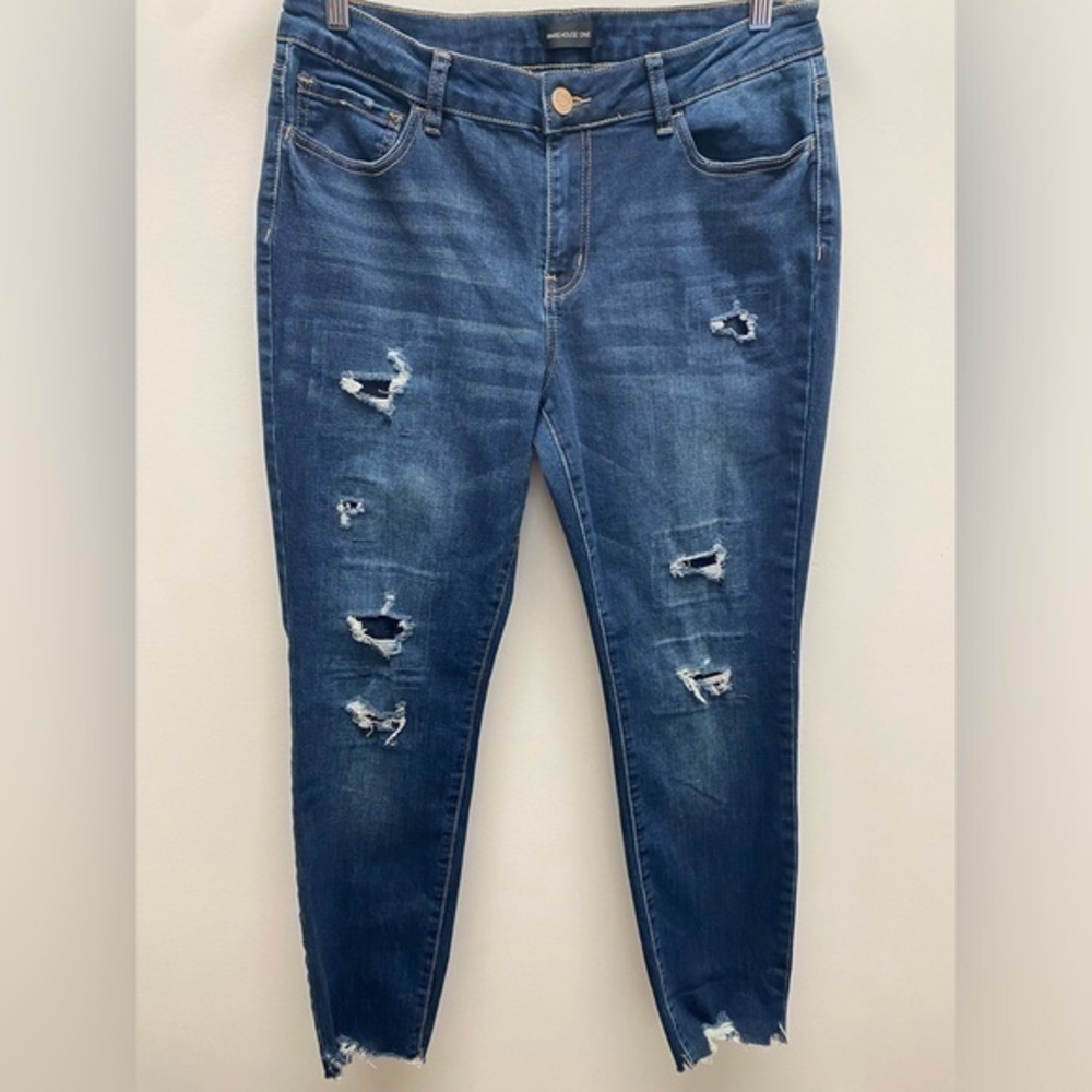 4 for $25 💜 Warehouse One Jeans Distressed Stretchy Denim Size 31